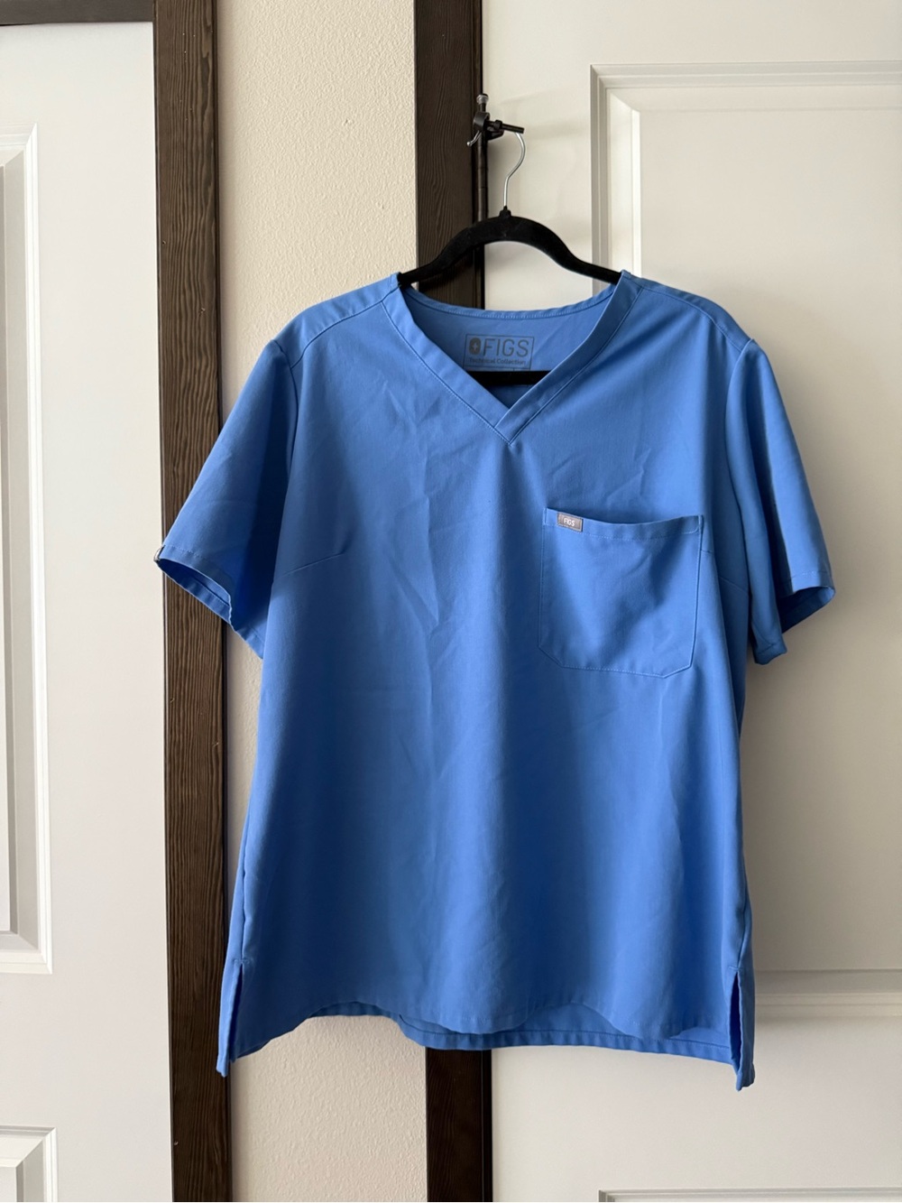Figs Short Sleeve V-Neck Top — Blue
